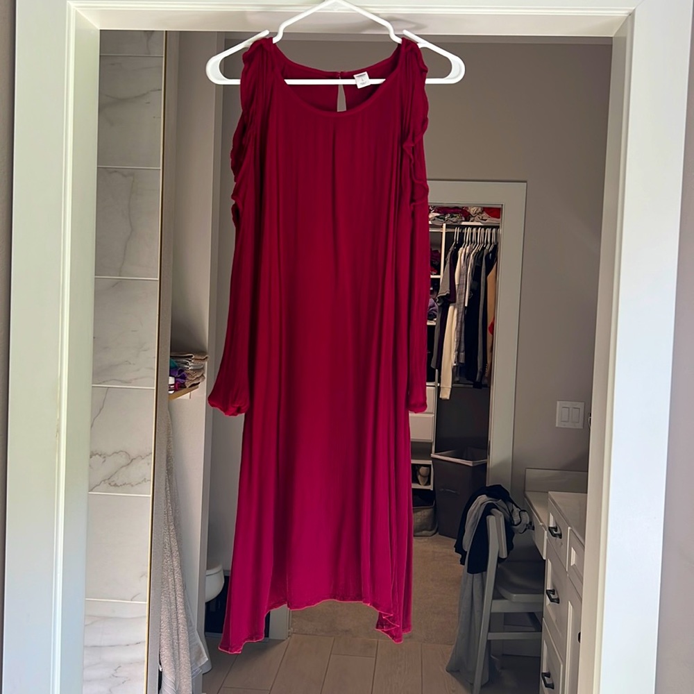 Wine color cocktail dress with 3/4 ruffle sleeves and open shoulders